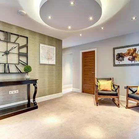 Sleeps 10 With Wifi * Burneside